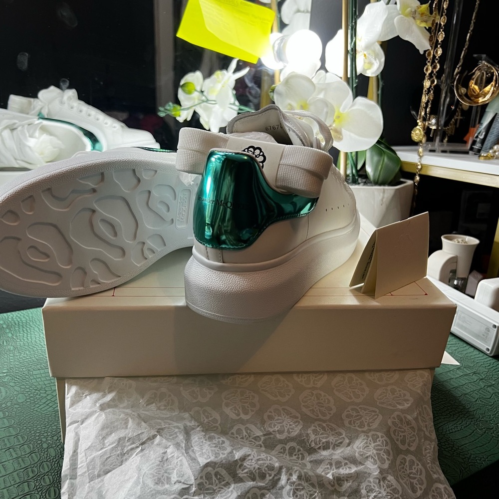 Alexander McQueen sneakers - Authentic sneakers !! - Picture 5 of 7
